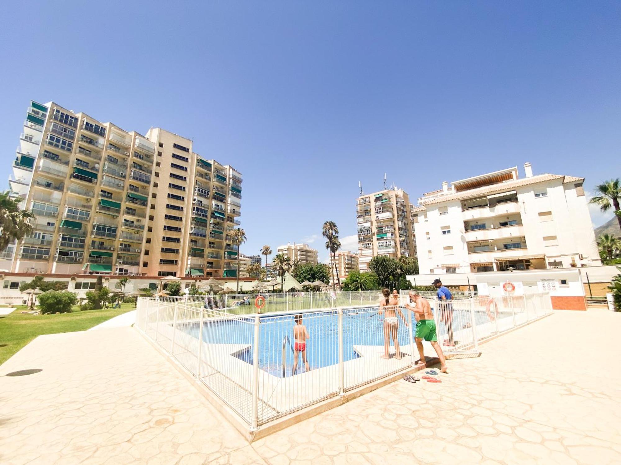 Апартаменти Vistas Al Mar A 1 Min De Playa Con Parkig Gratis Бенальмадена Екстер'єр фото
